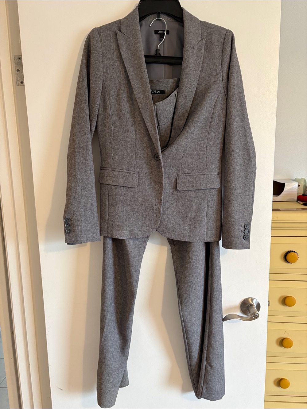 Apt 9 - Women's 2 Piece Suit Gray - Size 4